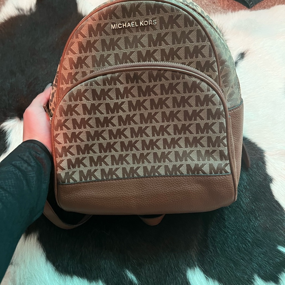 MK backpack, like new bought a year ago and only used a few times